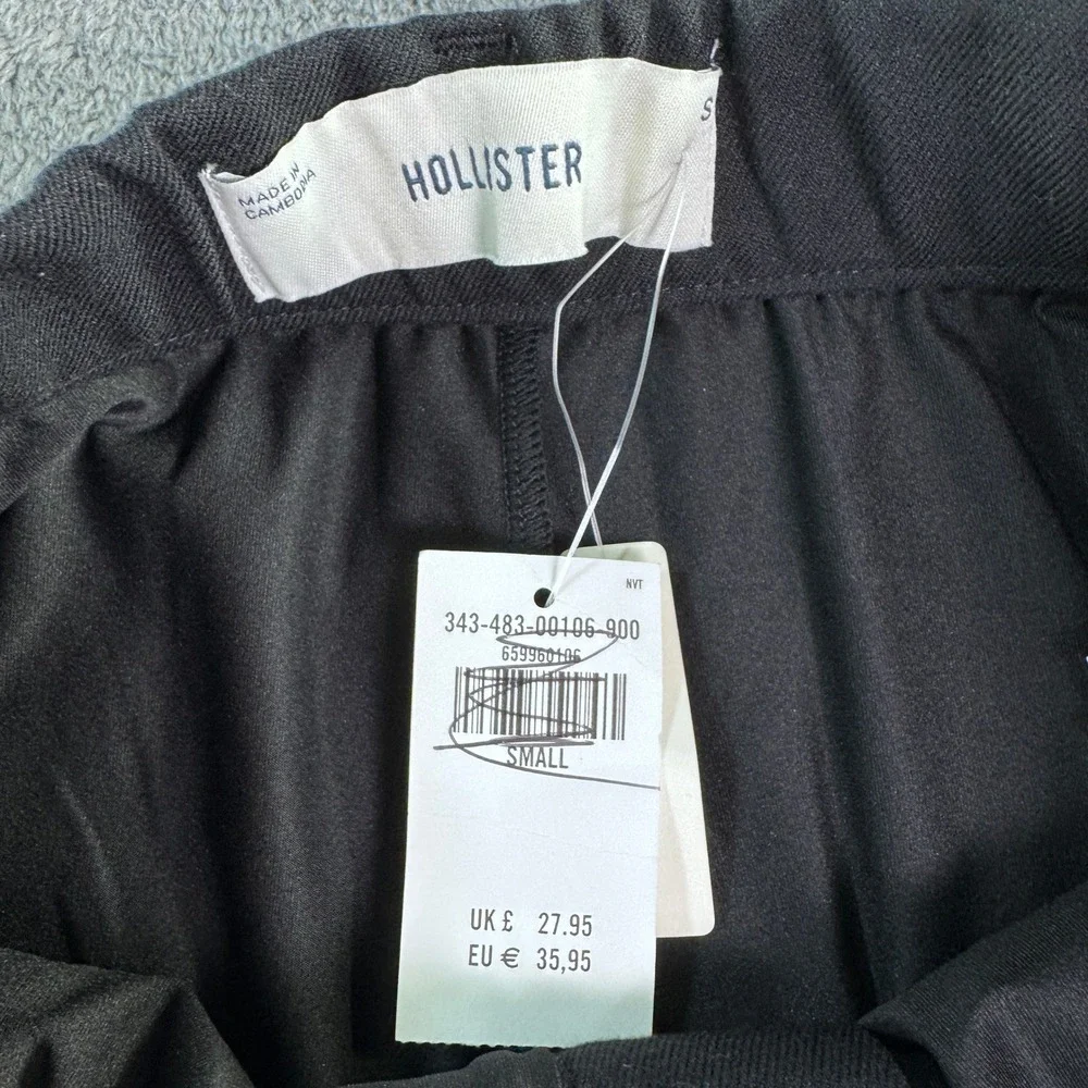Hollister Women Black Low-Rise Mini Skort Size Small NWT 343-483-00106-900